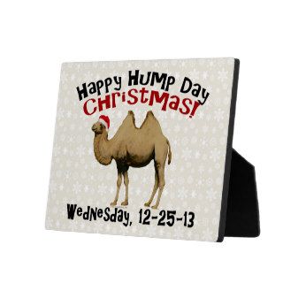 Happy Hump Day Christmas Funny Wednesday Camel Display Plaque