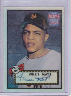 2001 Topps Archives Willie Mays 1952 Topps Rookie Reprint Autograph Sports Collectibles