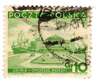Postage Stamps Poland. One Single 10g Green Maritime Terminal Gdynia Stamp Dated 1937, Scott #309.: Everything Else