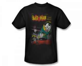 DC Comics Batman Vs. Joker WRONG SIGNAL Adult Black T shirt Tee Shirt: Clothing