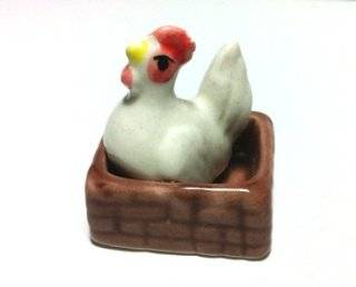 Mini Hen in Basket for Mini Garden Decoration : Other Products : Everything Else