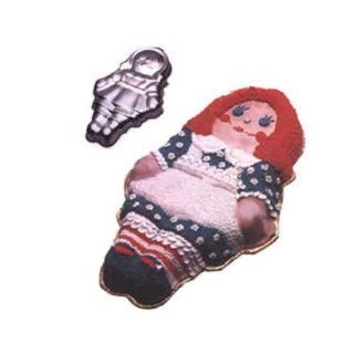 Wilton Storybook Girl Boy Doll Dolly Rag Raggedy Ann Andy Bride Groom Cake Pan (502 968, 1971) Retired: Novelty Cake Pans: Kitchen & Dining