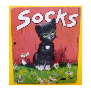Socks [Tell A Tale Books]: Betty Molgard Ryan, Florence Sarah Winship: Books
