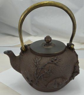 Cast Iron Tea Pot (Teapot) / Kettle (Teakettle)   Panda & Bamboo, Light Brown Kitchen & Dining
