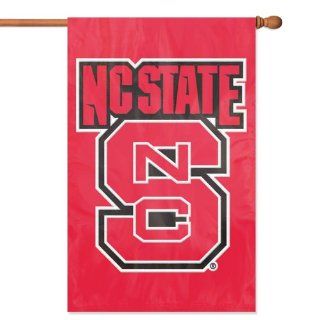 North Carolina State Wolfpack Applique Banner Flag  Sports Fan Outdoor Flags  Sports & Outdoors