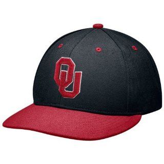 Nike Oklahoma Sooners Black Crimson Baseball Authentic 643 Fitted Hat (7 7/8) : Sports & Outdoors