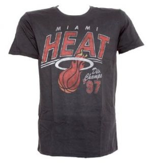 Junk Food NBA CHAMPS Miami Heat Vintage Inspired Solid Tee (NB658 7730)   Black: Clothing