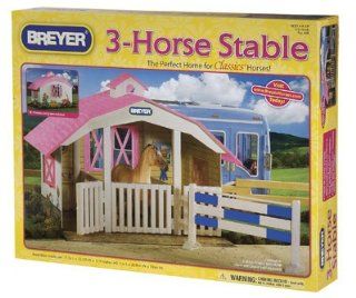 Reeves/Breyer Div 688 Horse Stable Model   Quantity 6: Pet Supplies