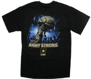 US Army T shirt Army Strong Helmet: Novelty T Shirts: Clothing