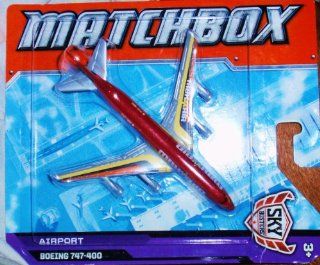Matchbox Skybusters Airways Boeing 747 400: Toys & Games