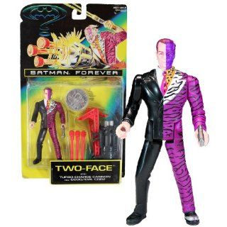 Kenner Year 1995 DC Comics "Batman Forever" Series 5 Inch Tall Action Figure : TWO FACE with Good/Evil Coin, Turbo Charge Cannon with Stand and 3 Missiles: Toys & Games