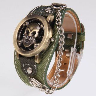 Fashion Boys Girls Skull Head Cover Pirate Design Quartz Wrist Watch Copper New: Watches