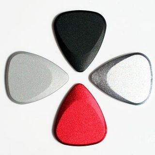 fusion tones guitar plectrums in a gift tin by timber tones