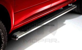 Mopar Tubular Side Steps   82213271: Automotive