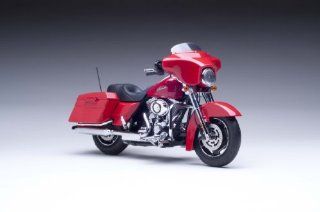 2010 Harley Davidson FLHX Street Glide Scarlet Red 1/12 Item Number: 81128: Toys & Games