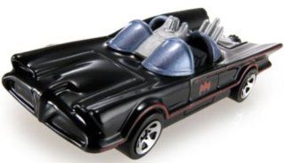 Hot Wheels 1966 Batmobile Japan Import: Toys & Games