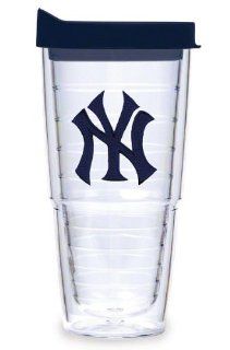Tervis Tumbler New York Yankees 24oz Insulated Tumbler With Spill Proof Lid   NEW YORK YANKEES One Size: Kitchen & Dining