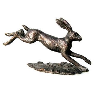 foundry bronze   hare sculptures by suzie marsh sculpture