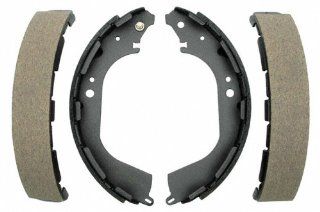 Aimco R631 Standard Rear Drum Brake Shoe Set: Automotive