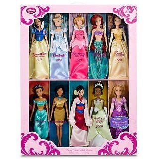Disney Princesses Classic Film Collection Ultimate 10 Doll Gift Set: Everything Else