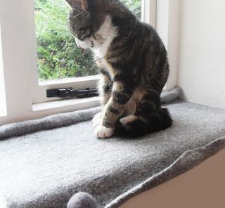 cat mat bed for windowsill by lovecatcaves