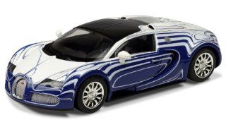 Scalextric Bugatti Veyron Car, 1:32 Scale: Toys & Games