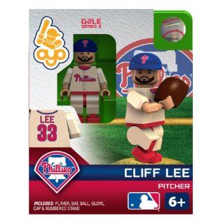 Cliff Lee 2013 Generation 2 Oyo Mini Figure Philadelphia Phillies : Toy Figures : Sports & Outdoors