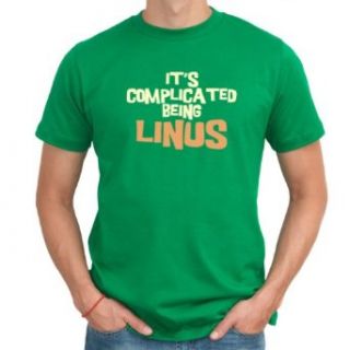 It's complicated being Linus Men T Shirt: Clothing