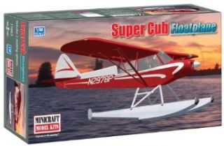 Minicraft Piper Super Cub Floatplane 1/48 Scale: Toys & Games