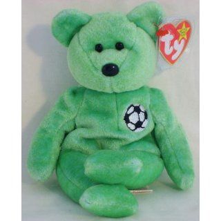 Kicks the Soccer Bear Beanie Baby (Retired): Toys & Games