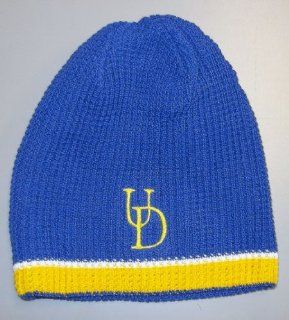 University of Delaware Blue Hens Reversible Reebok Heisman Knit Hat   Osfa   KZ203 : Sports Fan Beanies : Sports & Outdoors