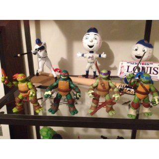 Teenage Mutant Ninja Turtles Leonardo: Toys & Games