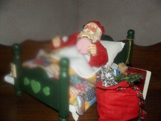 Clothtique Pbl Drm Santa in Bed Musical Ret. 1994 : Collectible Figurines : Everything Else