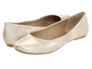 Kenneth Cole Reaction Slip On By Light Gold Patent