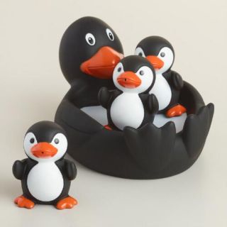 Penguin Family Bath Toy