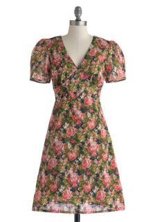 Saturday Best Dress in Roses  Mod Retro Vintage Dresses